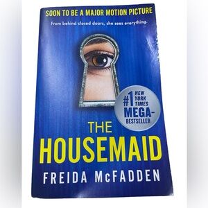 The Housemaid - Paperback By McFadden, Freida - GOOD
